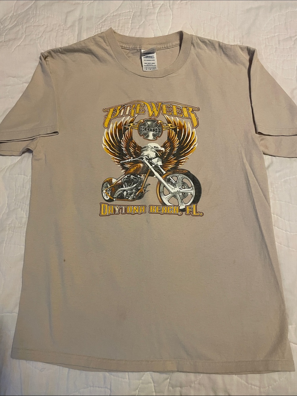 Delta Tan Graphic Med.Short Sleeve Tee with 2008 Daytona Motorcycle Wing Artwork
